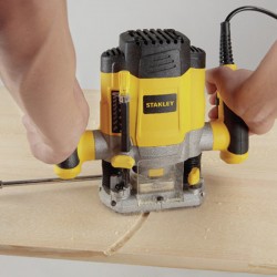 STANLEY SRR1200 1200W 8MM FREZE MAKİNESİ